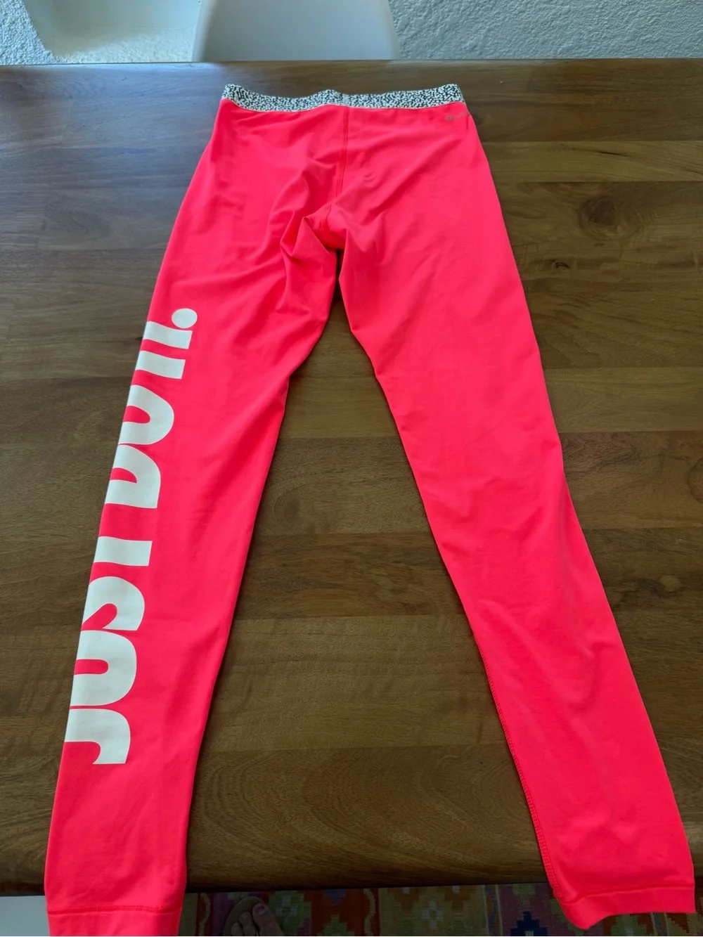 Nike Pro Dri-Fit Bright Pink Leggings w/ White 'JUST DO IT' Side Logo - Medium